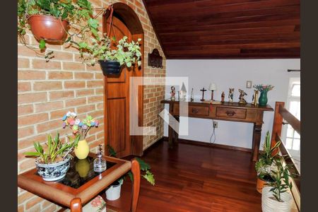 Casa à venda com 274m², 5 quartos e 4 vagasMesanino