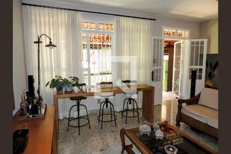 Sala de estar de casa à venda com 5 quartos, 274m² em Renascença, Belo Horizonte