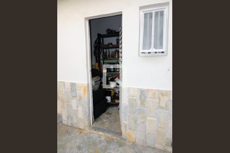 Casa à venda com 274m², 5 quartos e 4 vagasQuarto externo