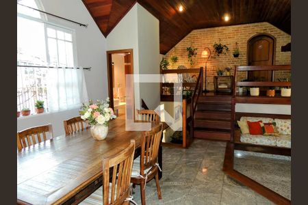 Casa à venda com 274m², 5 quartos e 4 vagasCopa