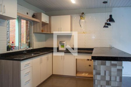 Casa à venda com 1168m², 5 quartos e 4 vagas Casa à venda com 1168m², 5 quartos e 4 vagasCozinha