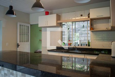 Casa à venda com 1168m², 5 quartos e 4 vagas Casa à venda com 1168m², 5 quartos e 4 vagasCozinha