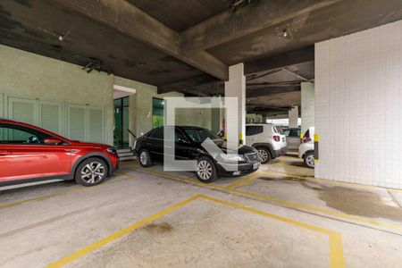 Apartamento para alugar com 205m², 4 quartos e 2 vagas Apartamento para alugar com 205m², 4 quartos e 2 vagasÁrea Comum Garagem