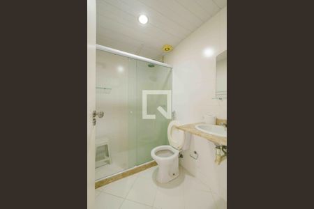 Apartamento para alugar com 205m², 4 quartos e 2 vagas Apartamento para alugar com 205m², 4 quartos e 2 vagasBanheiro da Suíte 2