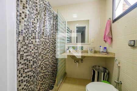 Apartamento para alugar com 205m², 4 quartos e 2 vagas Apartamento para alugar com 205m², 4 quartos e 2 vagasBanheiro da Suíte 3