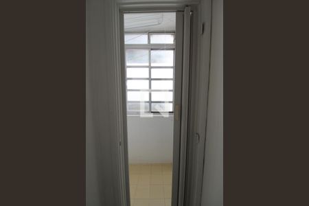 Apartamento à venda com 85m², 3 quartos e sem vagaBanheiro de Serviço