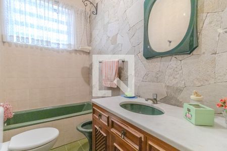 Casa à venda com 200m², 5 quartos e 5 vagasBanheiro 1