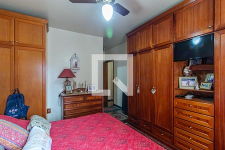 Casa à venda com 200m², 5 quartos e 5 vagasQuarto 5