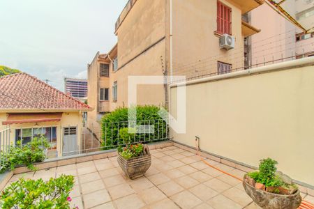 Casa à venda com 200m², 5 quartos e 5 vagasQuintal