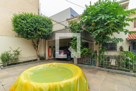 Casa à venda com 200m², 5 quartos e 5 vagasQuintal