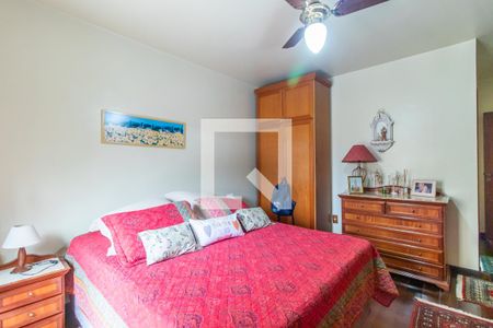 Casa à venda com 200m², 5 quartos e 5 vagasQuarto 5