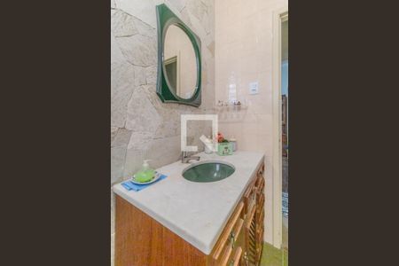 Casa à venda com 200m², 5 quartos e 5 vagasBanheiro 1