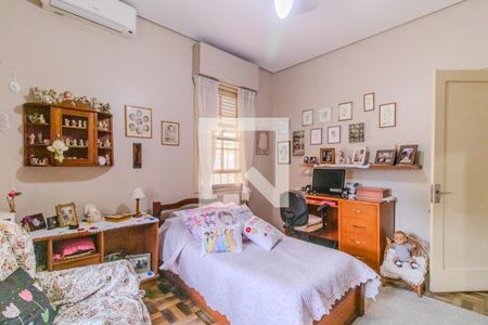 Quarto 1 de casa à venda com 5 quartos, 200m² em Menino Deus, Porto Alegre