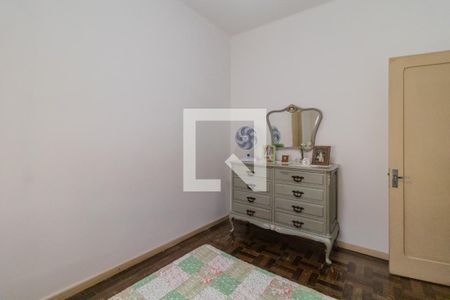 Casa à venda com 200m², 5 quartos e 5 vagasQuarto 2