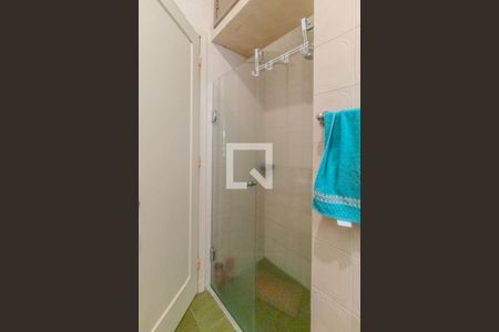 Casa à venda com 200m², 5 quartos e 5 vagasBanheiro 1