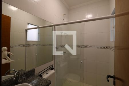 Casa à venda com 193m², 3 quartos e 4 vagasBanheiro da Suíte 2