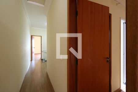 Casa à venda com 193m², 3 quartos e 4 vagasCorredor do Piso Superior