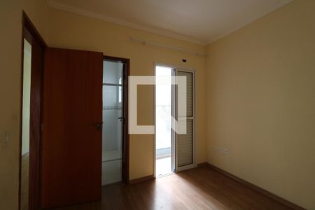 Casa à venda com 193m², 3 quartos e 4 vagasSuíte 2