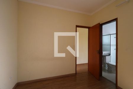Casa à venda com 193m², 3 quartos e 4 vagasSuíte 2