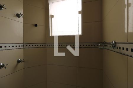 Casa à venda com 193m², 3 quartos e 4 vagasBanheiro da Suíte Master - Box