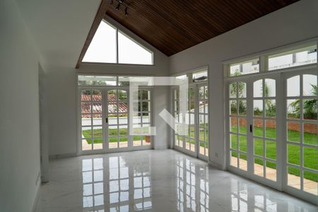 Sala de casa para alugar com 5 quartos, 288m² em Vila Sonia, São Paulo