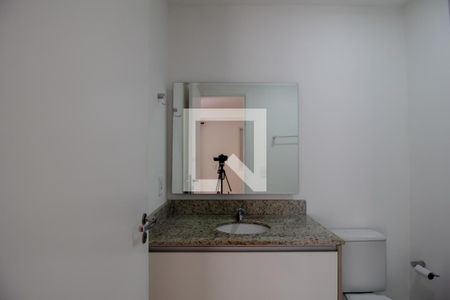  Banheiro de kitnet/studio para alugar com 1 quarto, 40m² em República, São Paulo