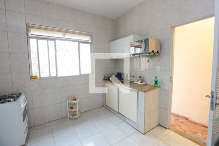Cozinha de casa à venda com 3 quartos, 200m² em Conjunto Agua Branca, Contagem