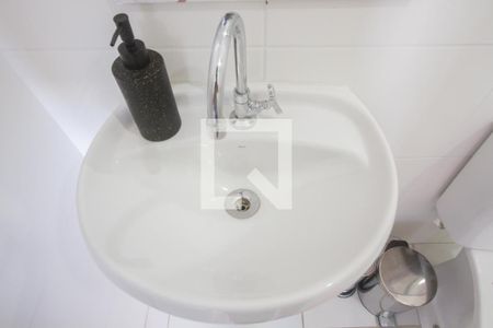 Banheiro de apartamento à venda com 1 quarto, 26m² em Jardim Mirante, São Paulo