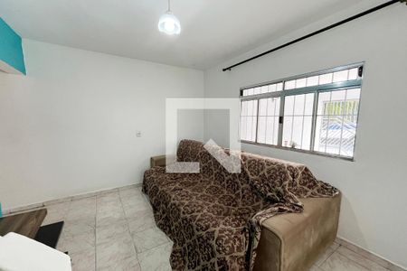 Sala de casa para alugar com 3 quartos, 175m² em Jardim Santa Terezinha (zona Leste), São Paulo