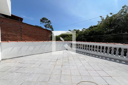 varanda Quarto 1 de casa para alugar com 3 quartos, 175m² em Jardim Santa Terezinha (zona Leste), São Paulo