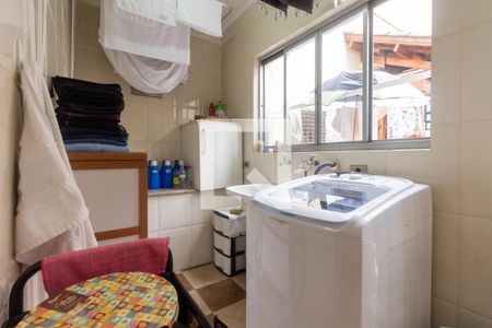 Casa à venda com 259m², 4 quartos e 3 vagasÁrea de serviço