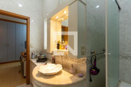 Casa à venda com 259m², 4 quartos e 3 vagasBanheiro