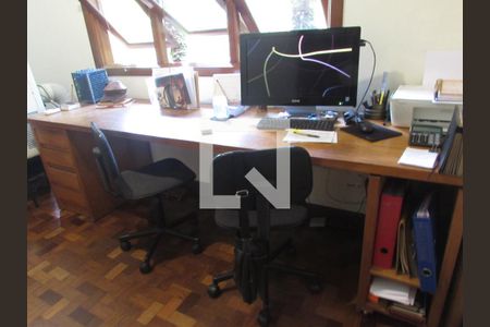 Casa para alugar com 740m², 3 quartos e 3 vagasEscritório