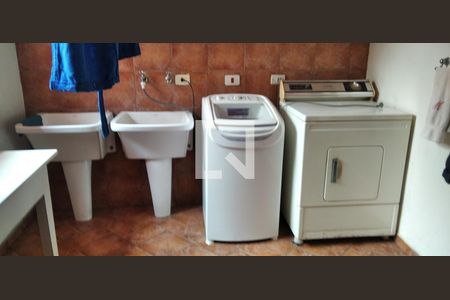 Casa para alugar com 740m², 3 quartos e 3 vagasÁrea de Serviço