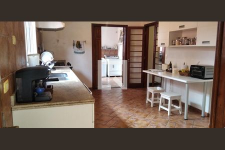 Casa para alugar com 740m², 3 quartos e 3 vagasCozinha