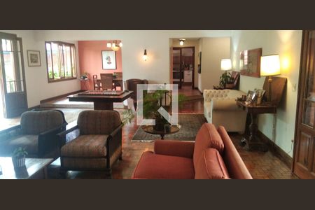 Casa para alugar com 740m², 3 quartos e 3 vagasSala