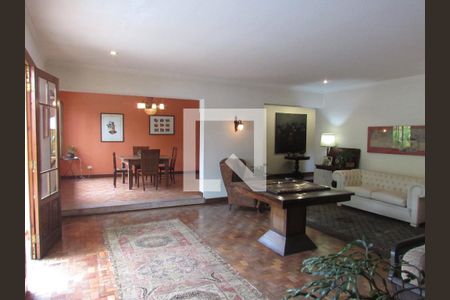 Casa para alugar com 740m², 3 quartos e 3 vagasSala