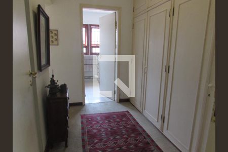 Casa para alugar com 740m², 3 quartos e 3 vagasCloset da suíte 1