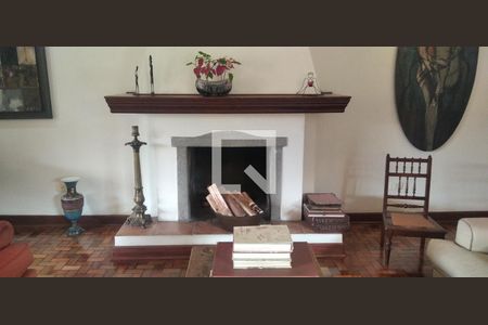 Casa para alugar com 740m², 3 quartos e 3 vagasLareira