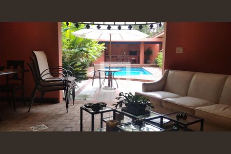 Casa para alugar com 740m², 3 quartos e 3 vagasLounge