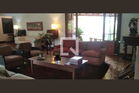 Casa para alugar com 740m², 3 quartos e 3 vagasSala