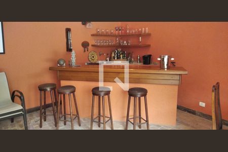 Casa para alugar com 740m², 3 quartos e 3 vagasLounge