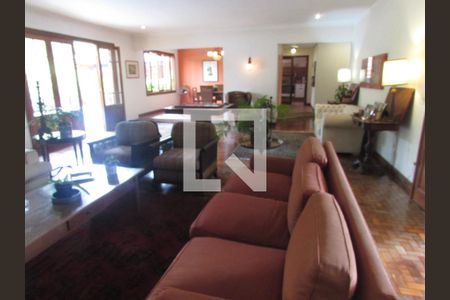 Casa para alugar com 740m², 3 quartos e 3 vagasSala