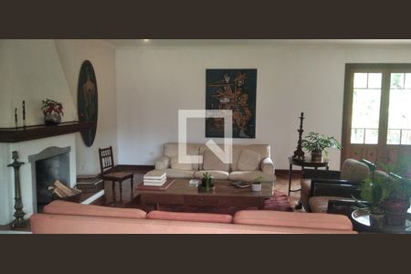 Casa para alugar com 740m², 3 quartos e 3 vagasSala