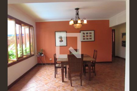 Casa para alugar com 740m², 3 quartos e 3 vagasSala