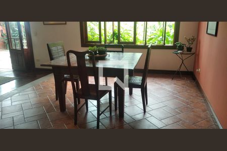 Casa para alugar com 740m², 3 quartos e 3 vagasSala 