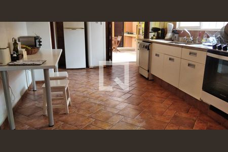 Casa para alugar com 740m², 3 quartos e 3 vagasCozinha