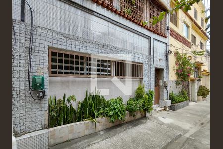 Apartamento para alugar com 65m², 2 quartos e sem vagaFachada do Prédio