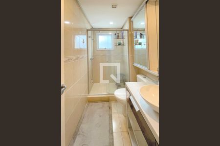 Apartamento à venda com 89m², 2 quartos e 2 vagasBanheiro da Suíte