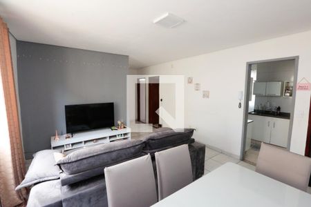 Sala de apartamento à venda com 3 quartos, 63m² em Jardim Riacho das Pedras, Contagem